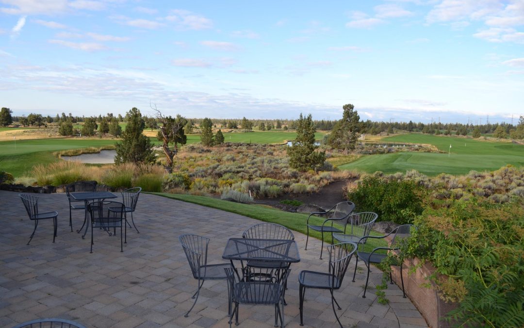 Tee Off in Style: Redmond’s Premier Golf Destinations